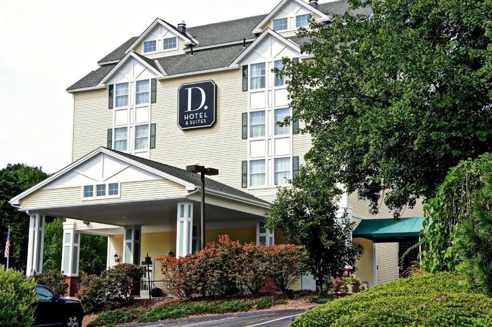 D. Hotel Suites&Spa Holyoke Exterior foto